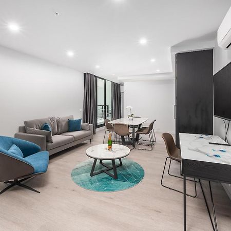 אוקלי Oros Hotel And Apartments מראה חיצוני תמונה