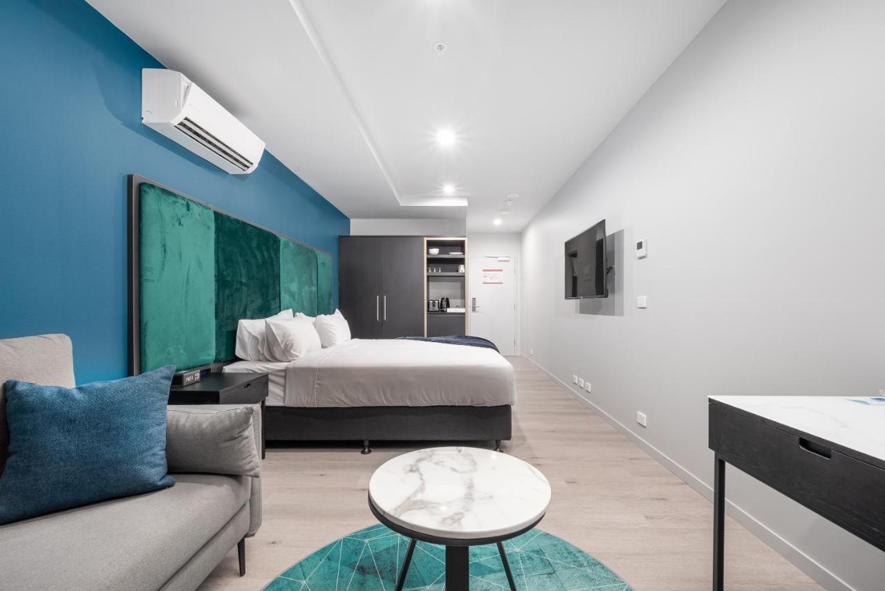 אוקלי Oros Hotel And Apartments מראה חיצוני תמונה