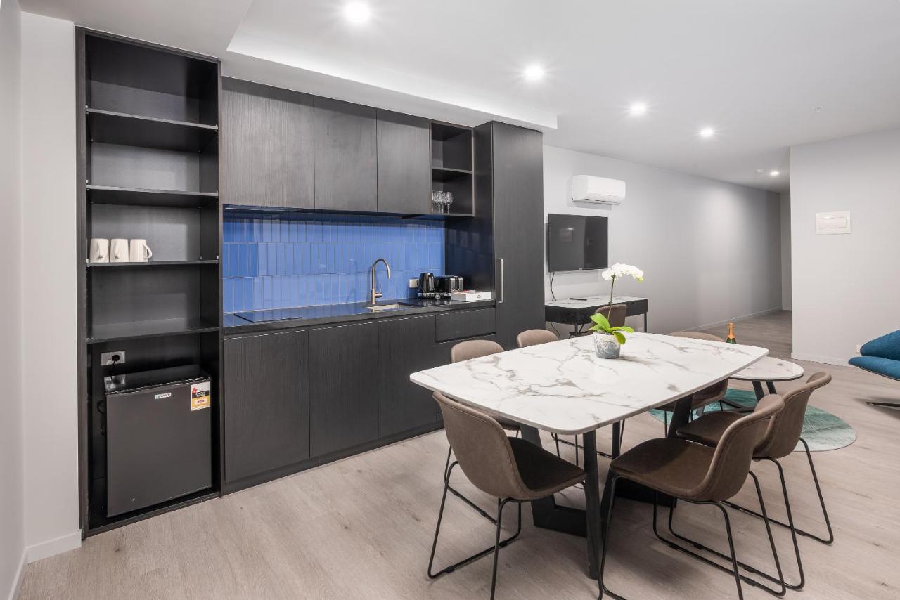אוקלי Oros Hotel And Apartments מראה חיצוני תמונה